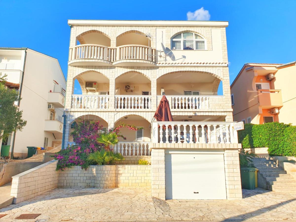 Betanovalja Apartment Exterior photo
